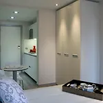 Апарт-отель Salamanca Suite Studios 4*