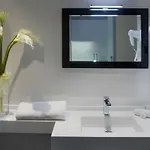 Salamanca Suite Studios 4*