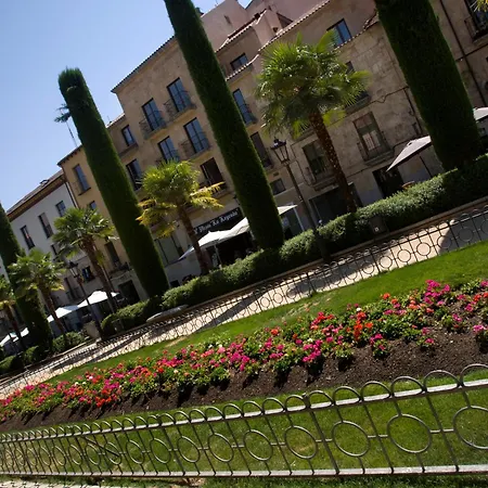 Salamanca Suite Studios Lejlighedshotel 4*