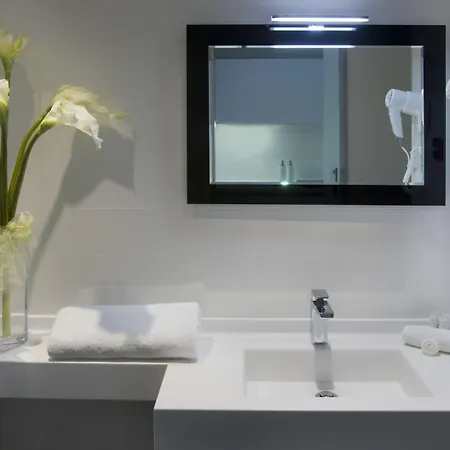 Salamanca Suite Studios 4*