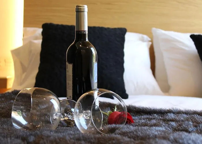 Salamanca Suite Studios 4*