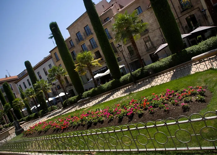 Salamanca Suite Studios Ξενοδοχείο με διαμερίσματα 4*