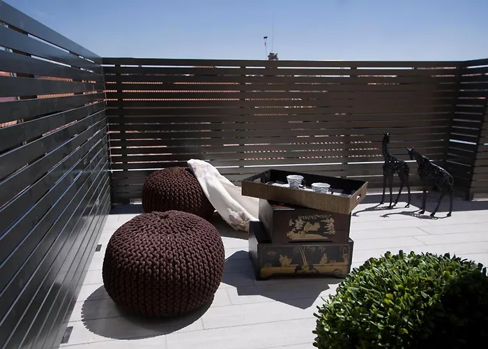 Salamanca Suite Studios Ξενοδοχείο με διαμερίσματα 4*