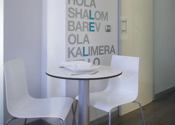 Aparthotel Salamanca Suite Studios 4*