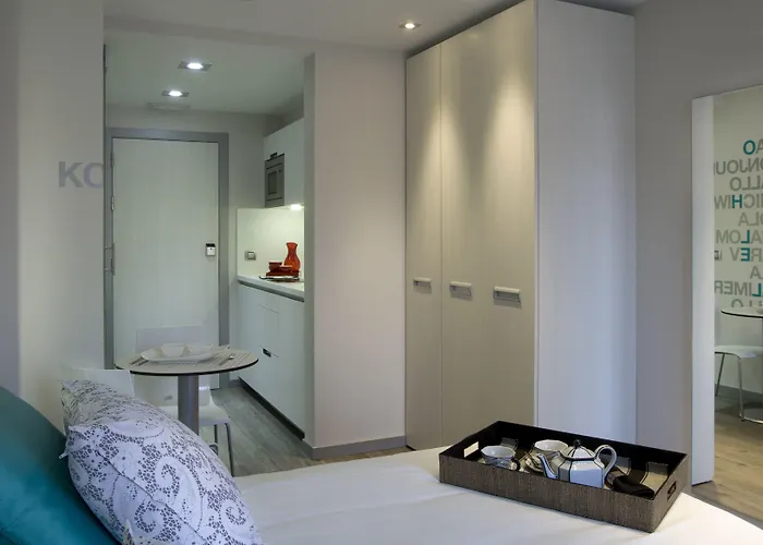 Aparthotel Salamanca Suite Studios 4*